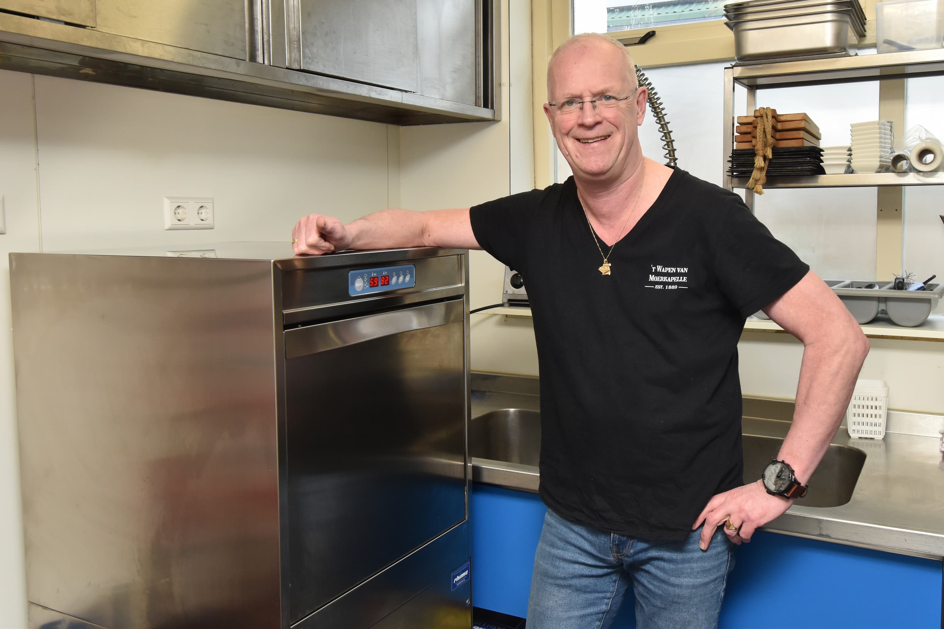 Voorlader wasmachine bij eetcafe