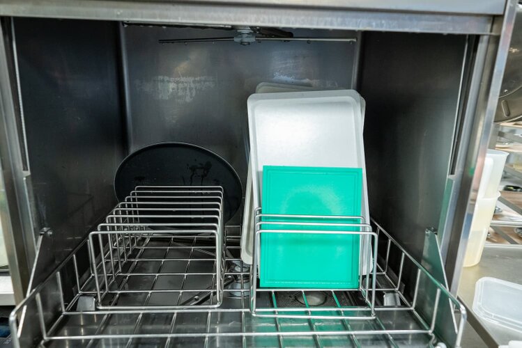 Pannenwasmachine voor reiniging snijplanken en pannen