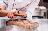 wassen van chocolade mallen