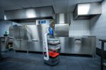 rhima afwasmachine in groot wereldrestaurant